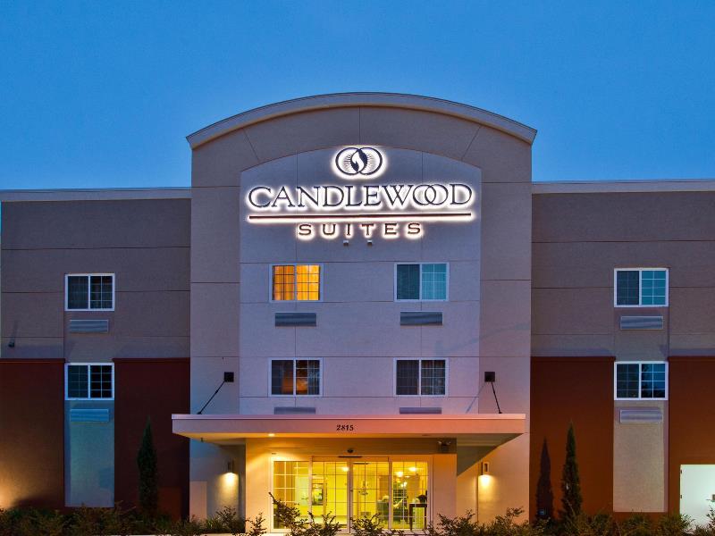 Exterior image of Candlewood Suites
