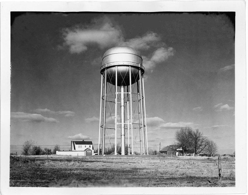 Photo of 1950s era Dodgion Water Tower
