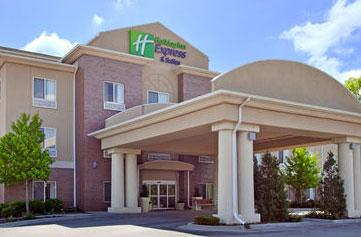 Exterior image of the Holiday Inn Express in Independence
