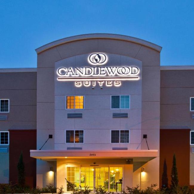 Exterior image of Candlewood Suites